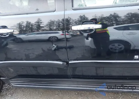 2008 Chevrolet Suburban Ltz z USA, uszkodzony, nr VIN 3GNFK16308G137322